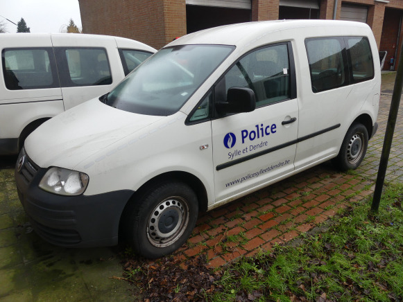 Voiture Volkswagen Caddy - Automobil: obrázok 1 Voiture Volkswagen Caddy - Automobil: obrázok 1