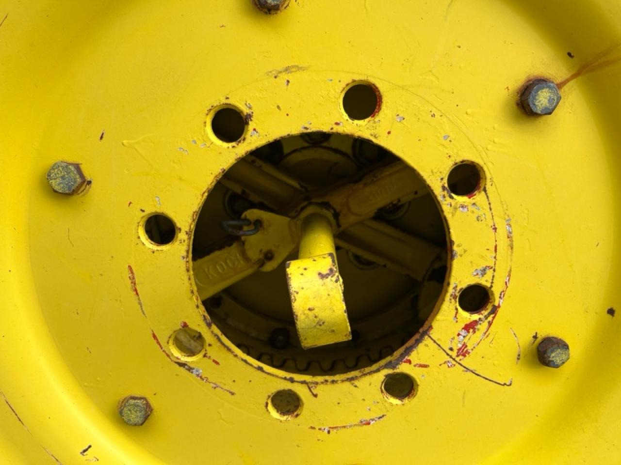 Alliance 13.6R48 inkl. KN Kupplung - Pneumatika pre Poľnohospodárske stroje: obrázok 2 Alliance 13.6R48 inkl. KN Kupplung - Pneumatika pre Poľnohospodárske stroje: obrázok 2