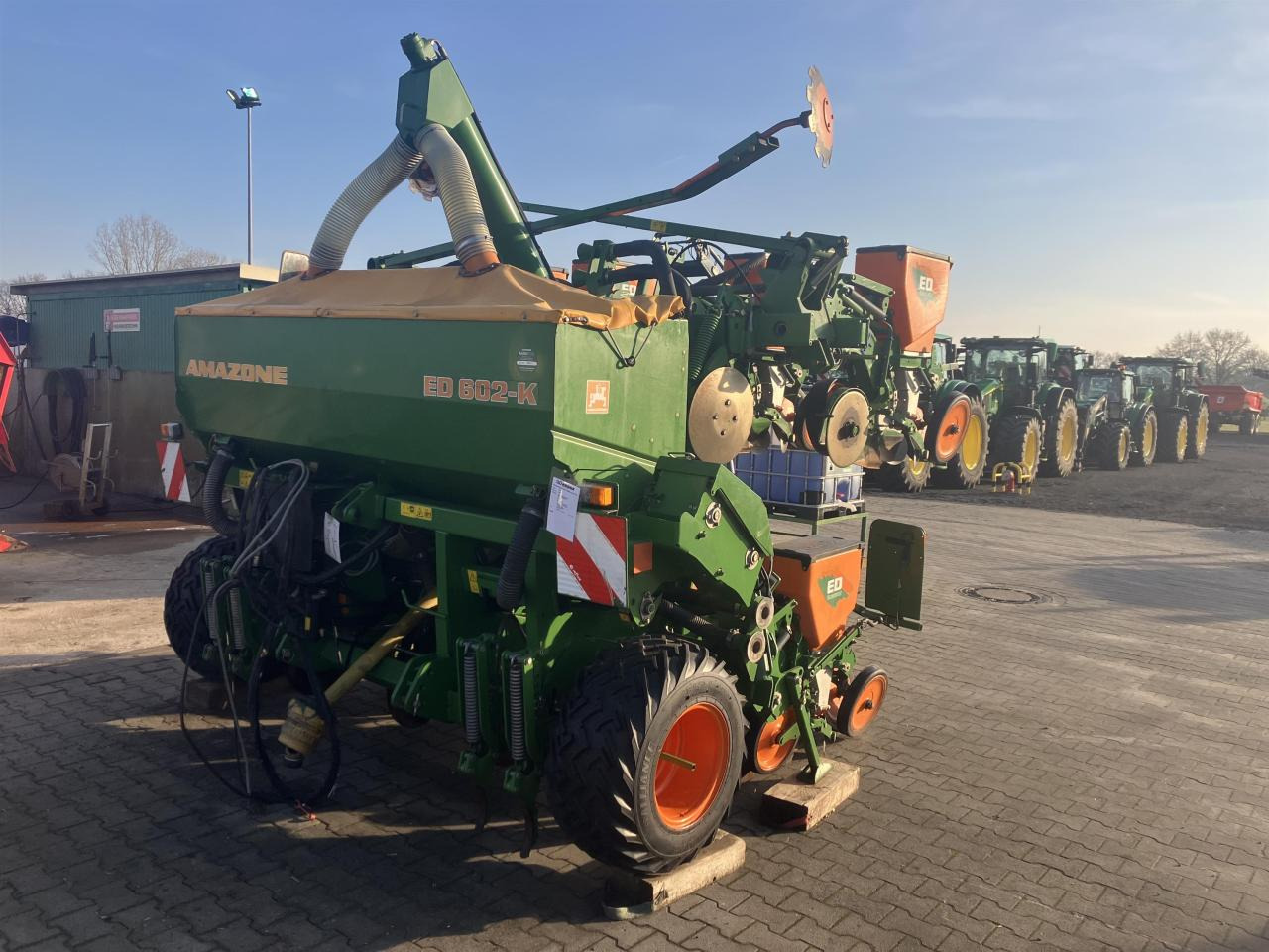 Amazone ED602K Contour Profi - Přesný sejací stroj: obrázok 1 Amazone ED602K Contour Profi - Přesný sejací stroj: obrázok 1