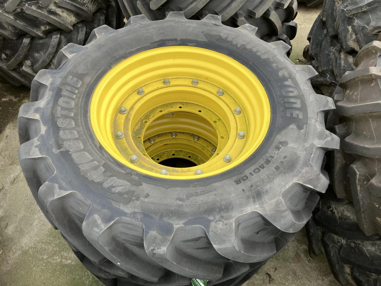 Bridgestone 600/65R34 - Pneumatika pre Poľnohospodárske stroje: obrázok 3 Bridgestone 600/65R34 - Pneumatika pre Poľnohospodárske stroje: obrázok 3