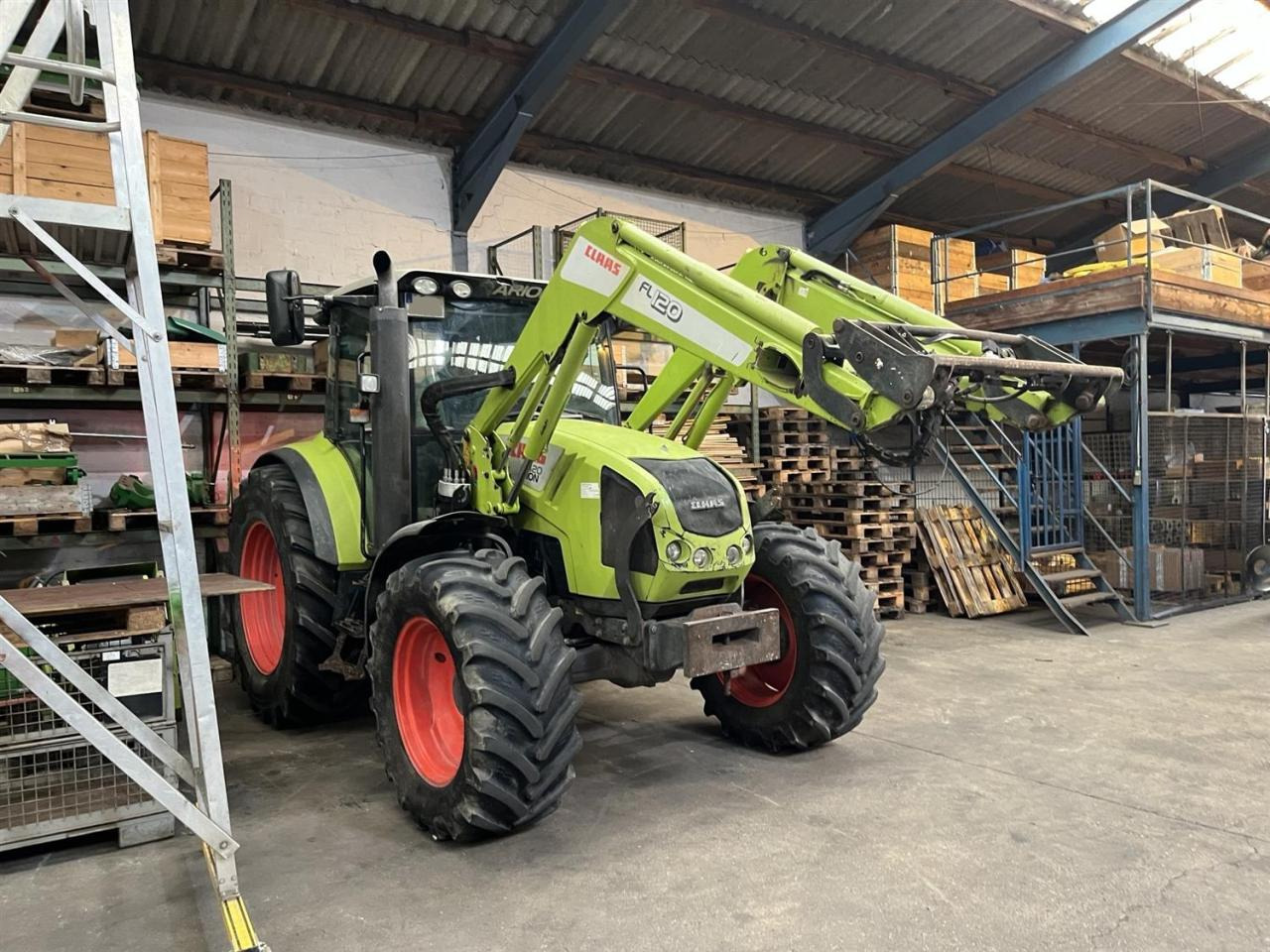 CLAAS Arion 420 - Traktor: obrázok 2 CLAAS Arion 420 - Traktor: obrázok 2