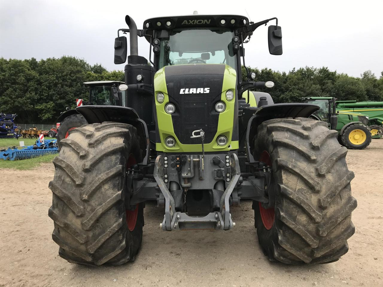 CLAAS Axion 920 - Traktor: obrázok 3 CLAAS Axion 920 - Traktor: obrázok 3