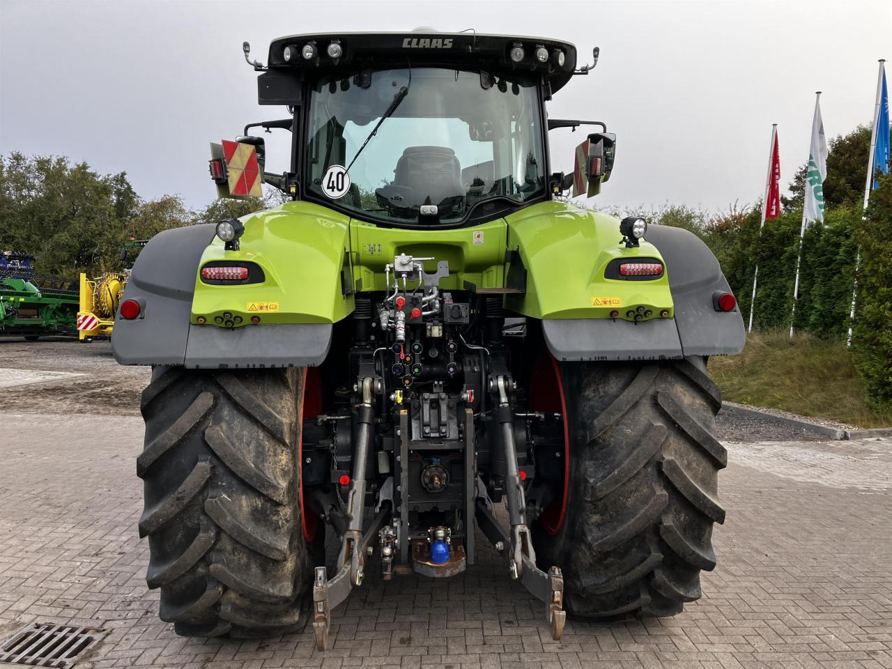 CLAAS Axion 950 - Traktor: obrázok 5 CLAAS Axion 950 - Traktor: obrázok 5