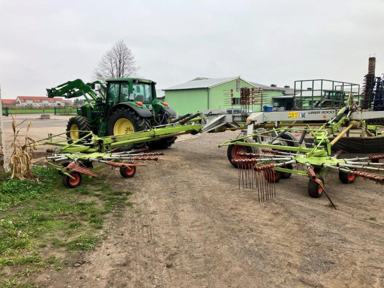 CLAAS Liner 3000 - Obracač sena: obrázok 4 CLAAS Liner 3000 - Obracač sena: obrázok 4