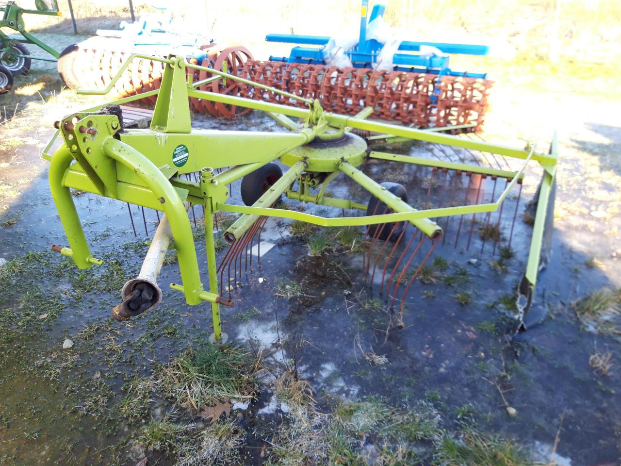 CLAAS WS 320 S - Obracač sena: obrázok 2 CLAAS WS 320 S - Obracač sena: obrázok 2