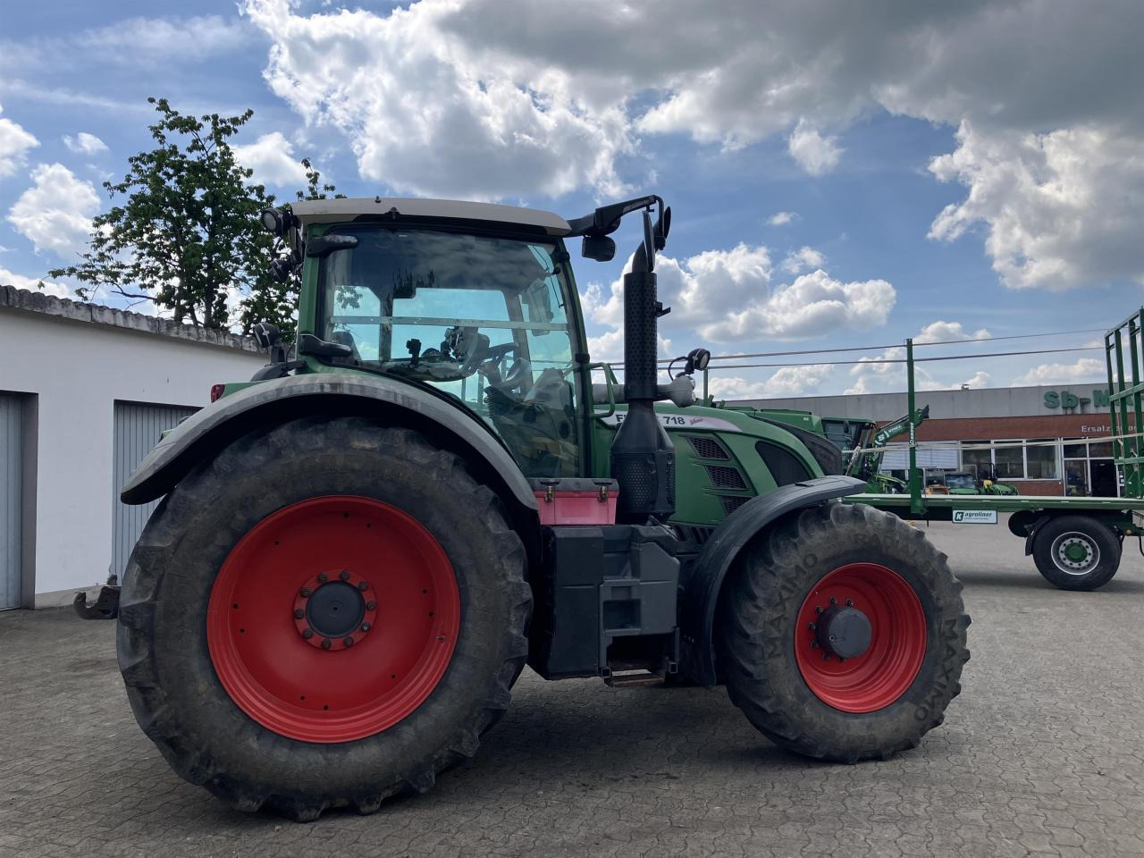 Fendt 718 SCR - Traktor: obrázok 3 Fendt 718 SCR - Traktor: obrázok 3