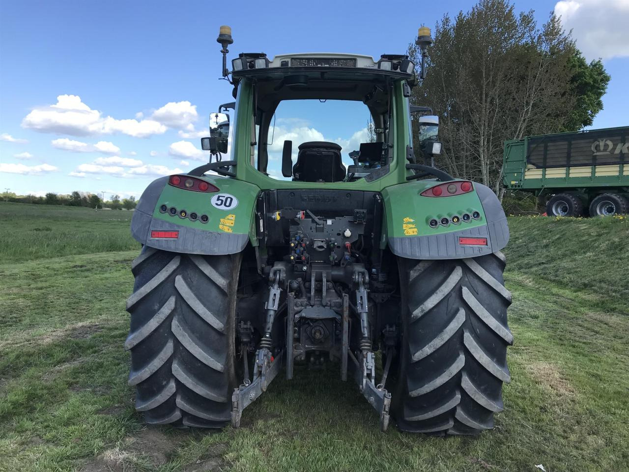 Fendt 724 Vario - Traktor: obrázok 3 Fendt 724 Vario - Traktor: obrázok 3