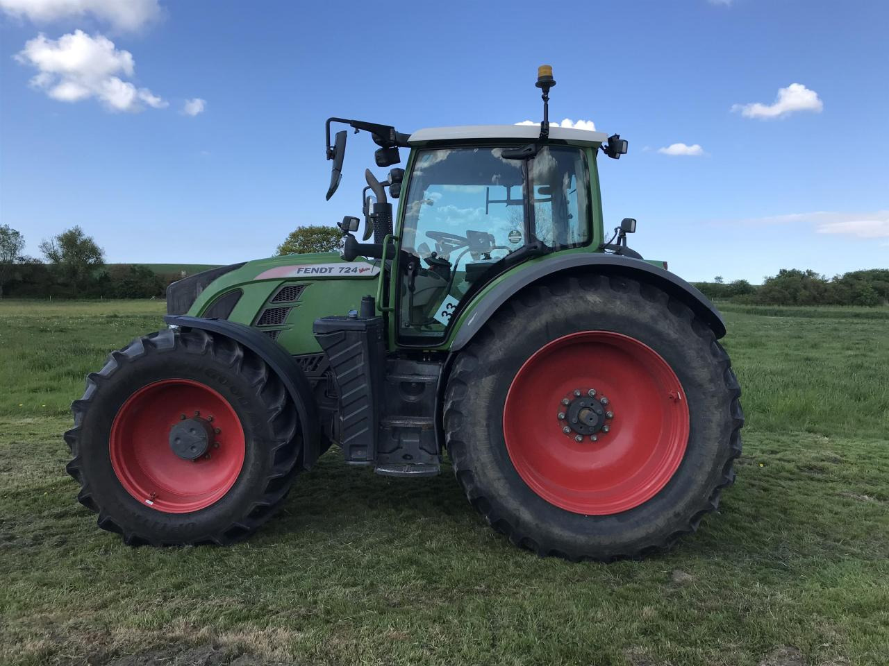 Fendt 724 Vario - Traktor: obrázok 1 Fendt 724 Vario - Traktor: obrázok 1