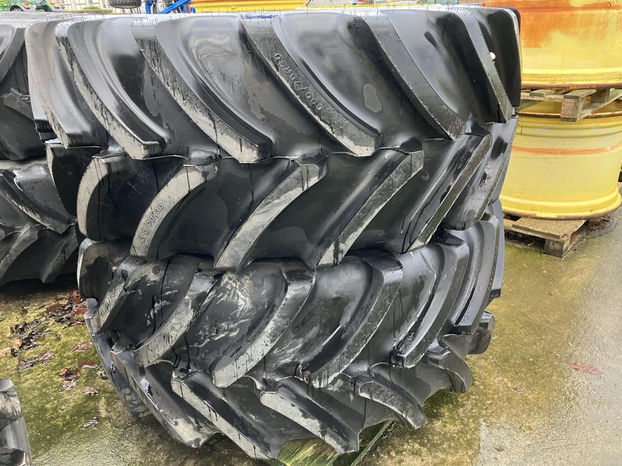 Firestone 600/70R30 - Pneumatika pre Poľnohospodárske stroje: obrázok 1 Firestone 600/70R30 - Pneumatika pre Poľnohospodárske stroje: obrázok 1