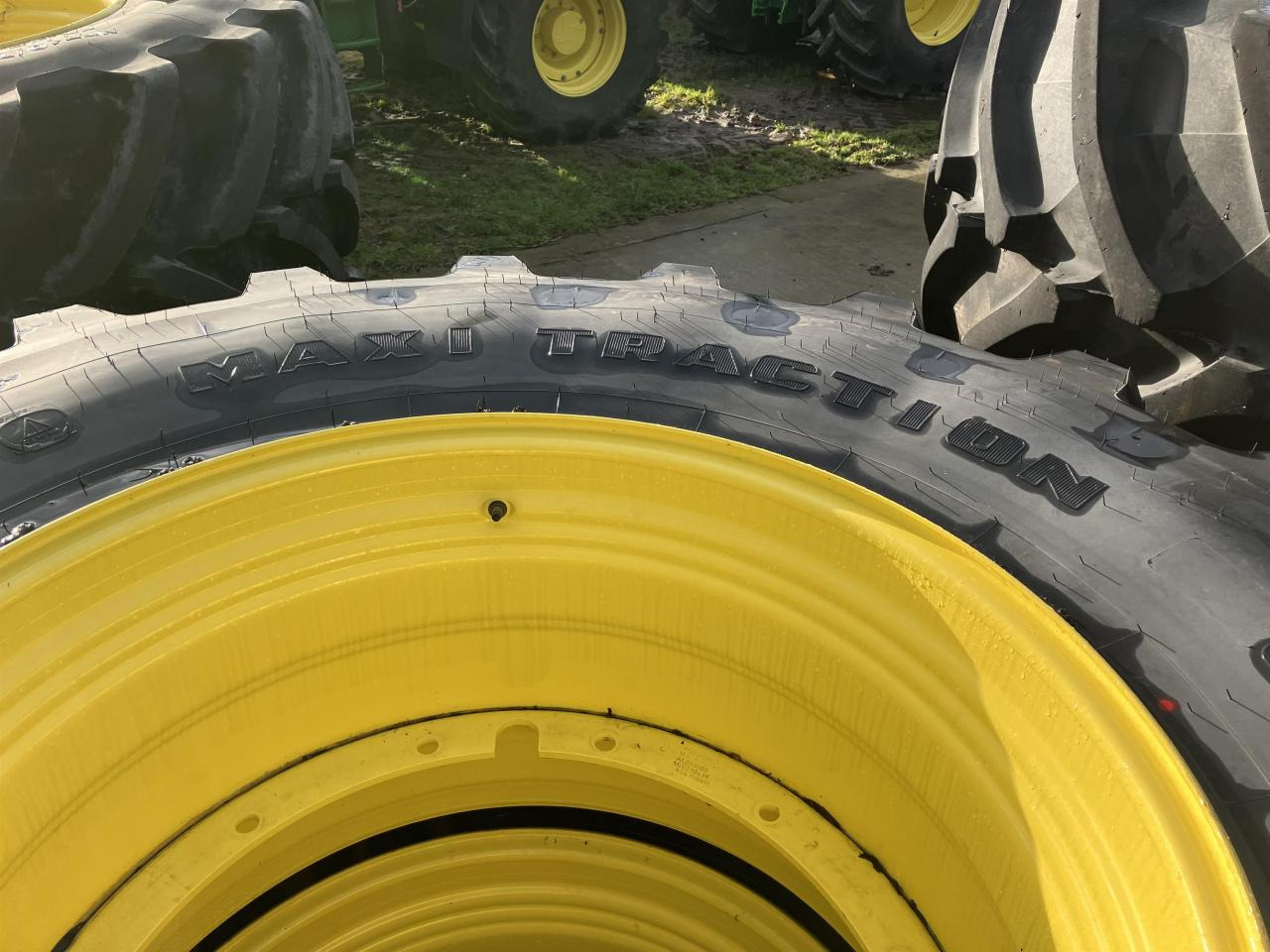 Firestone 650/85R38 - Pneumatika pre Poľnohospodárske stroje: obrázok 3 Firestone 650/85R38 - Pneumatika pre Poľnohospodárske stroje: obrázok 3