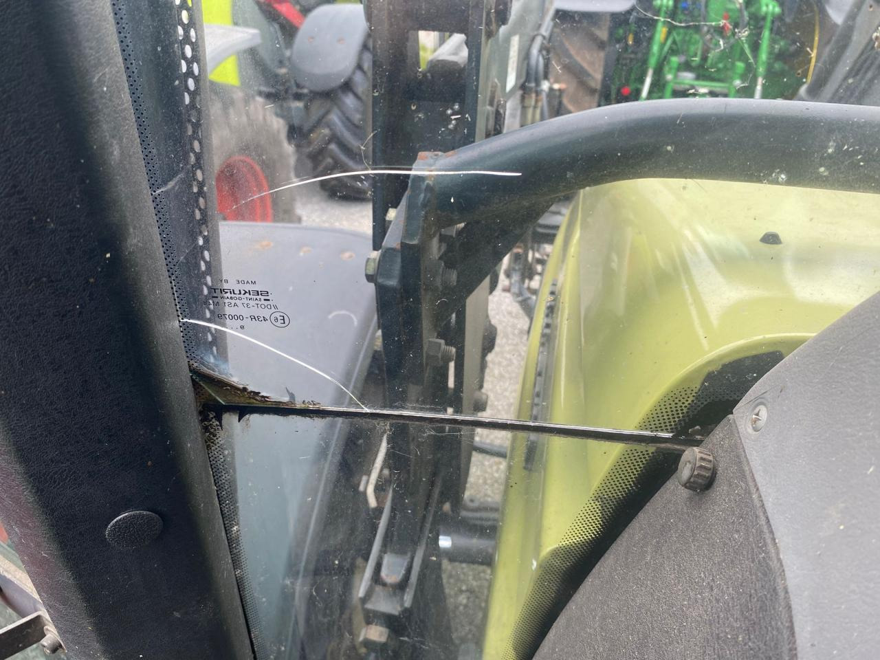 Hürlimann XT 909 - Traktor: obrázok 2 Hürlimann XT 909 - Traktor: obrázok 2