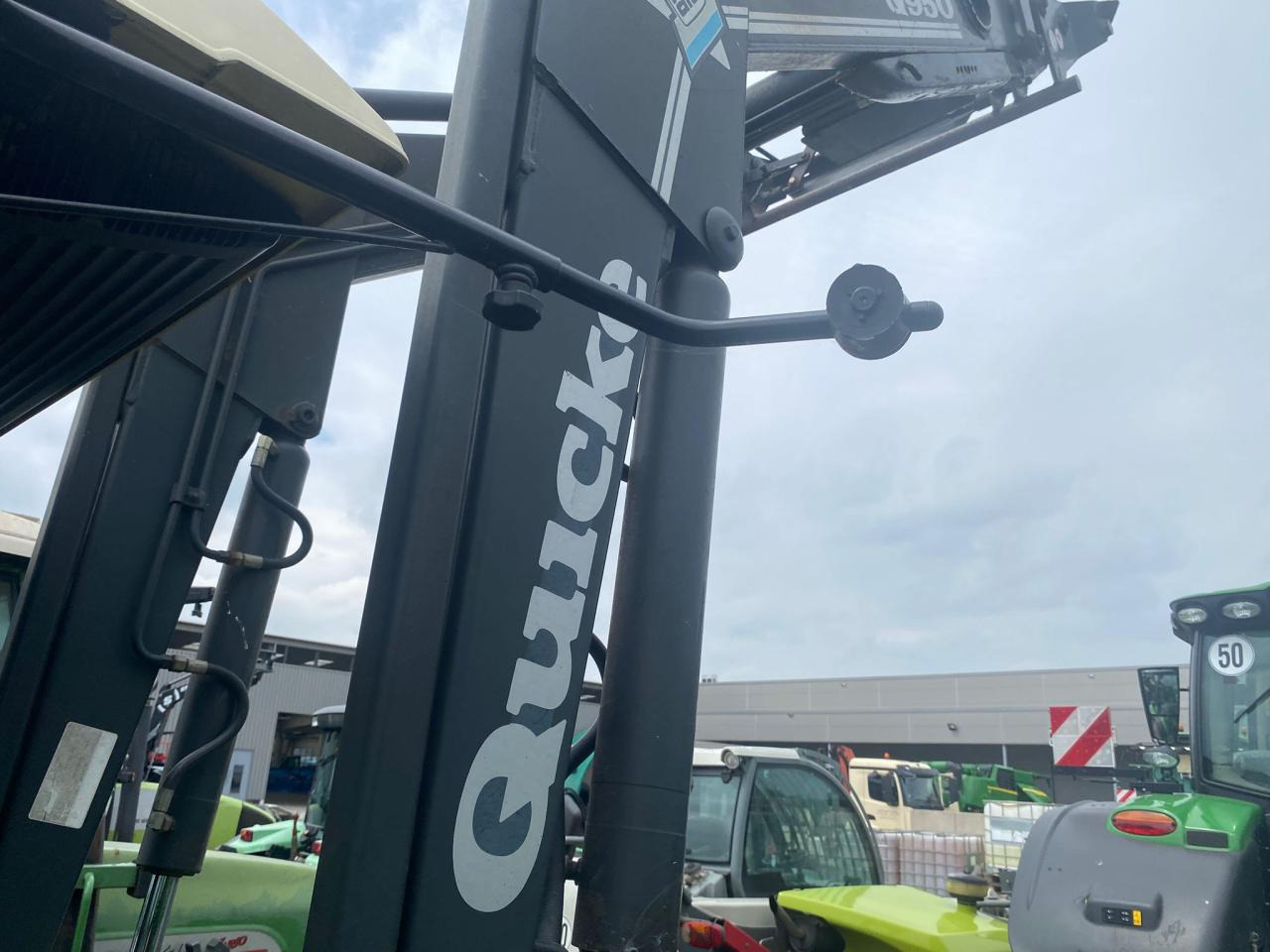 Hürlimann XT 909 - Traktor: obrázok 5 Hürlimann XT 909 - Traktor: obrázok 5