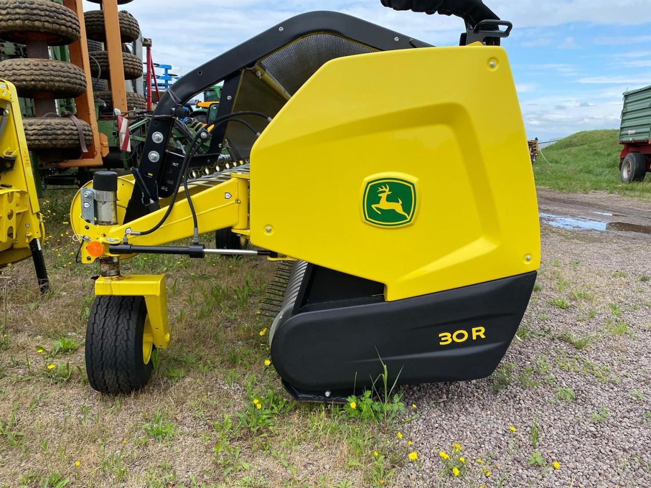 John Deere 30R - Příslušenstvo pro řezačky: obrázok 2 John Deere 30R - Příslušenstvo pro řezačky: obrázok 2