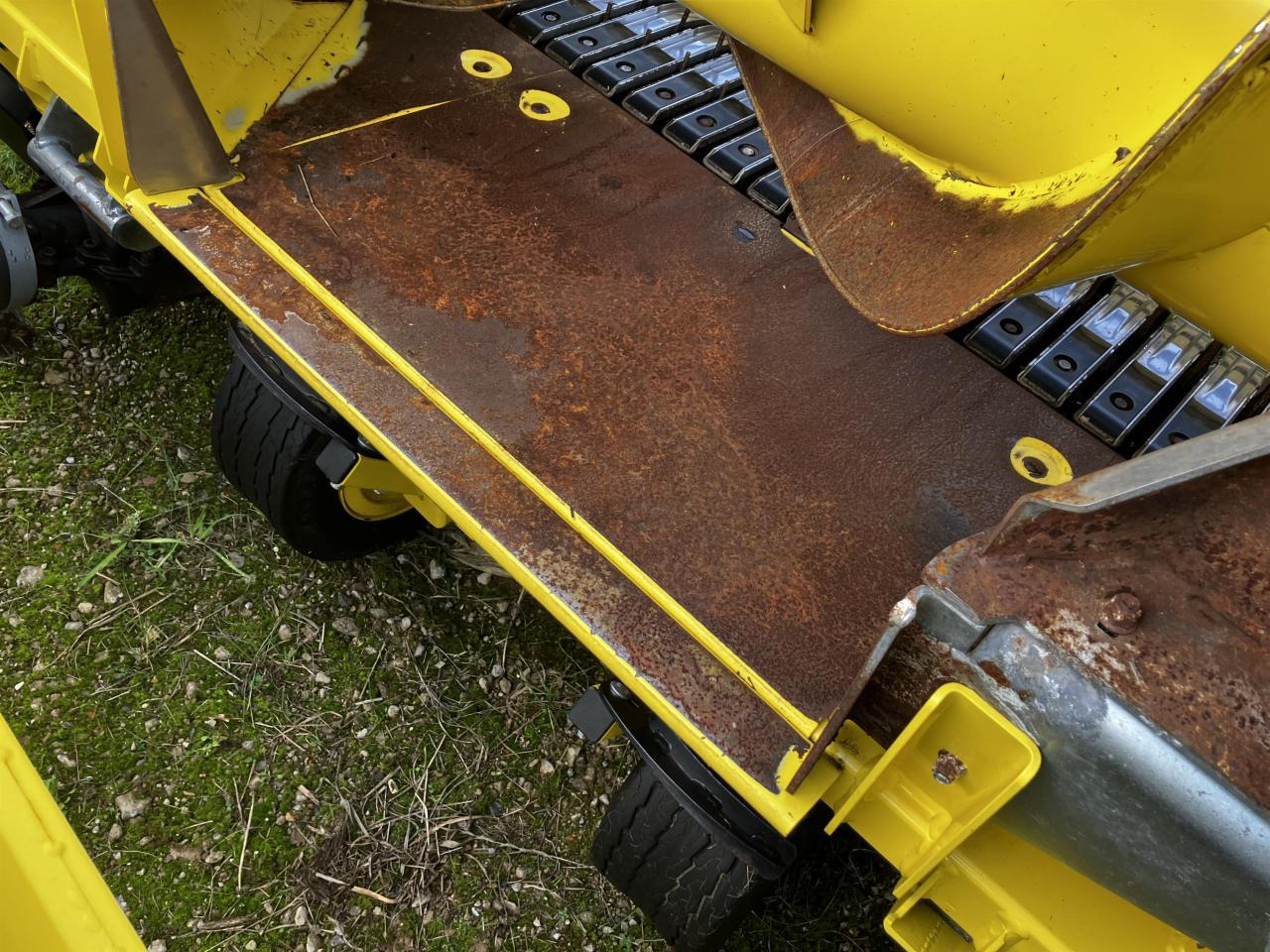 John Deere 30R - Příslušenstvo pro řezačky: obrázok 4 John Deere 30R - Příslušenstvo pro řezačky: obrázok 4