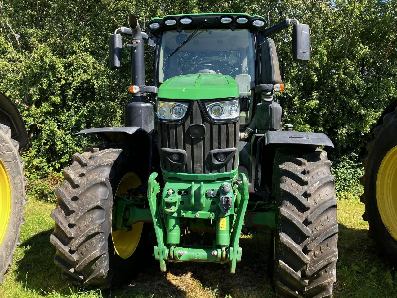 John Deere 6230R - Traktor: obrázok 3 John Deere 6230R - Traktor: obrázok 3