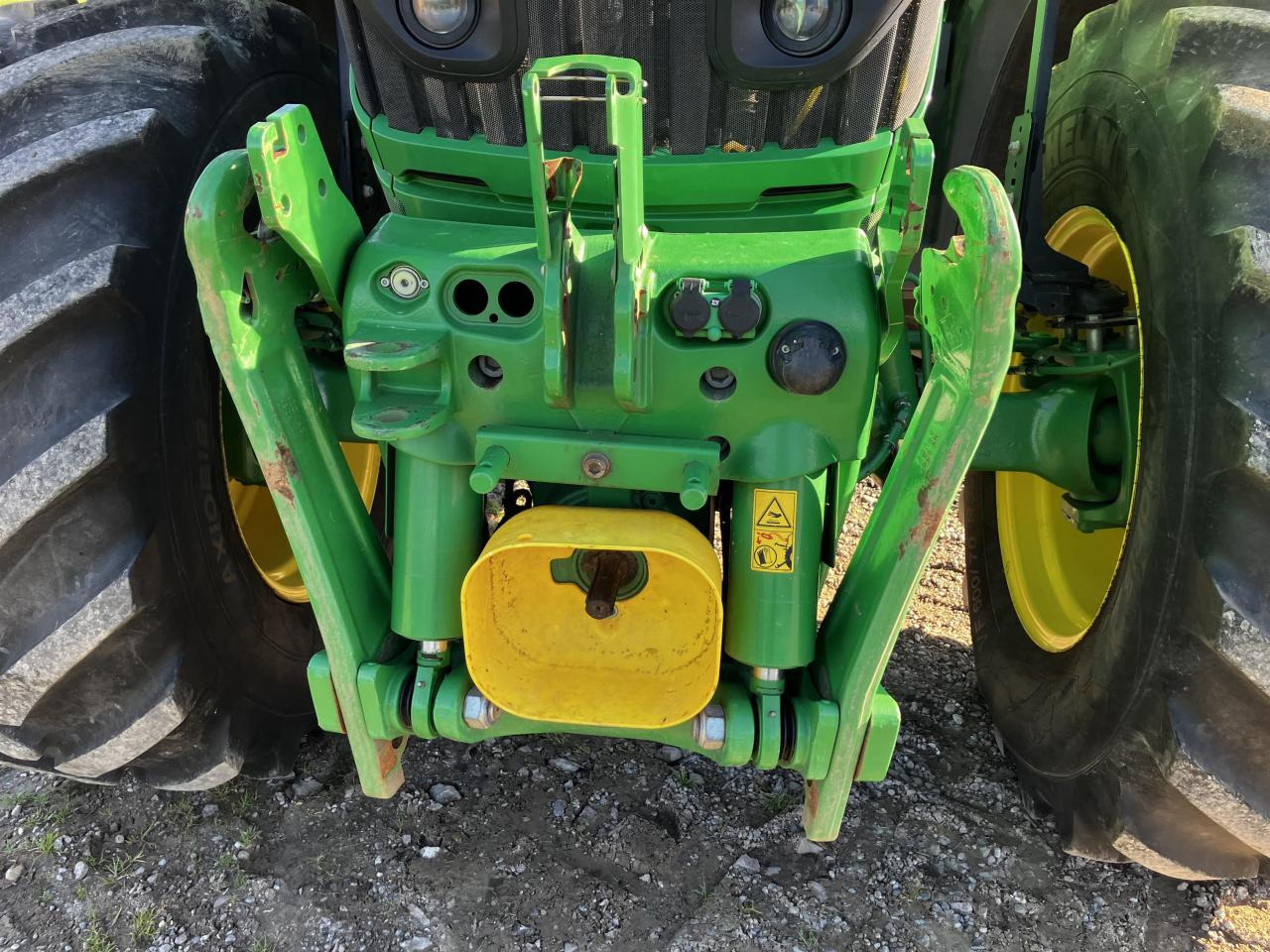 John Deere 6250R - Traktor: obrázok 4 John Deere 6250R - Traktor: obrázok 4