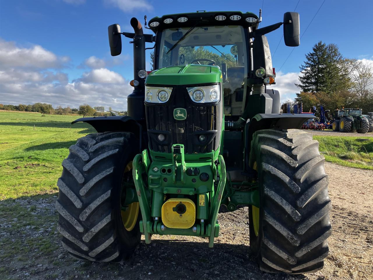 John Deere 6250R - Traktor: obrázok 3 John Deere 6250R - Traktor: obrázok 3