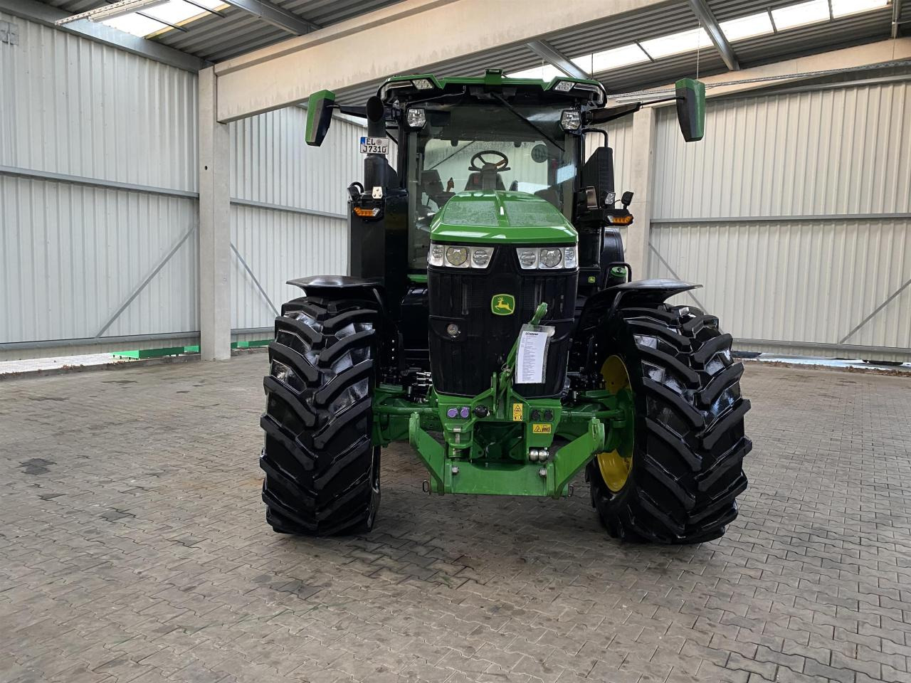 John Deere 7R 310 - Traktor: obrázok 4 John Deere 7R 310 - Traktor: obrázok 4