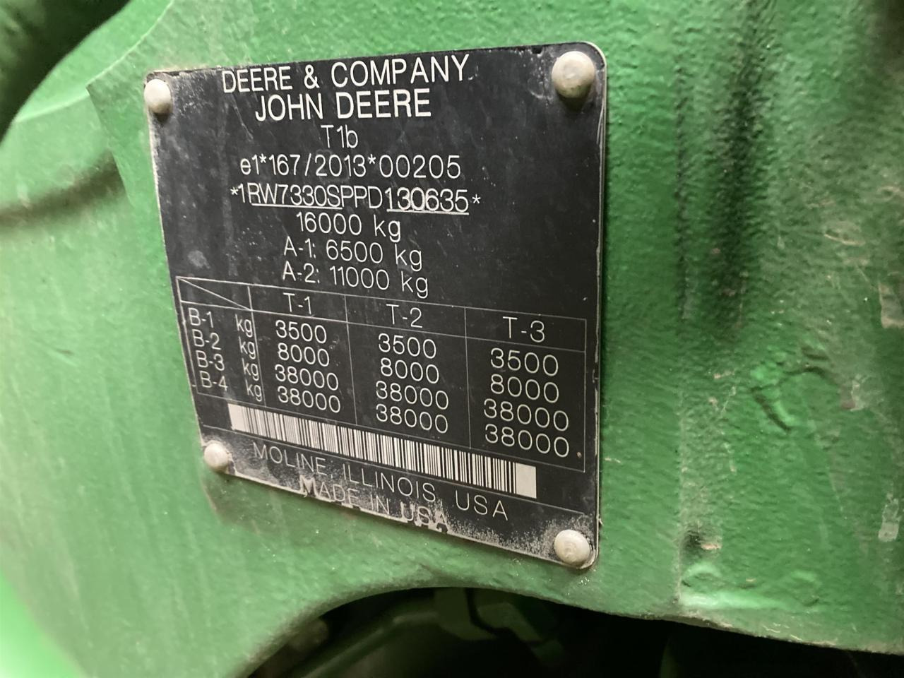 John Deere 7R 330 - Traktor: obrázok 4 John Deere 7R 330 - Traktor: obrázok 4