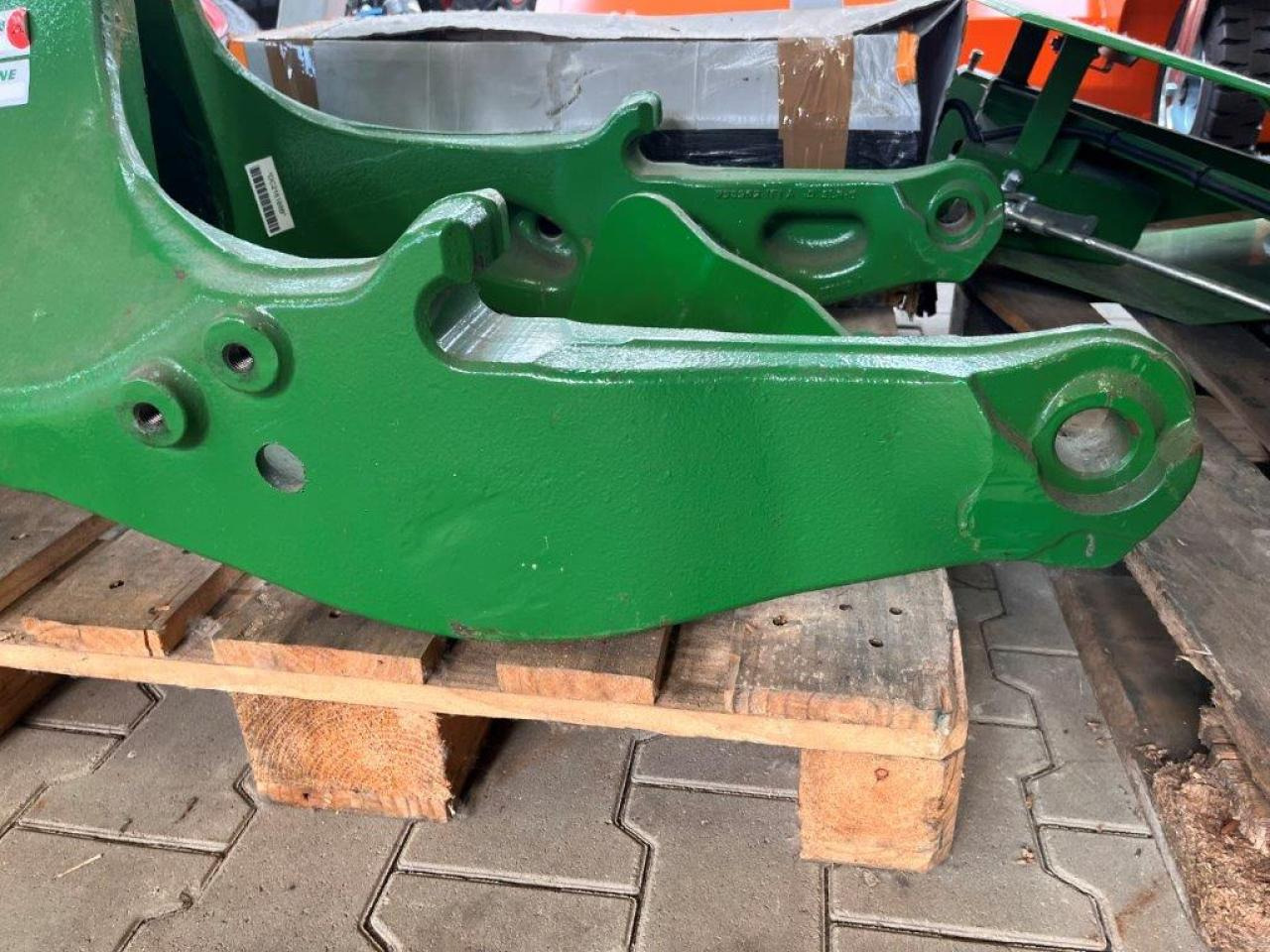 John Deere Anbaukonsolen - Predný nakladač na traktor: obrázok 3 John Deere Anbaukonsolen - Predný nakladač na traktor: obrázok 3