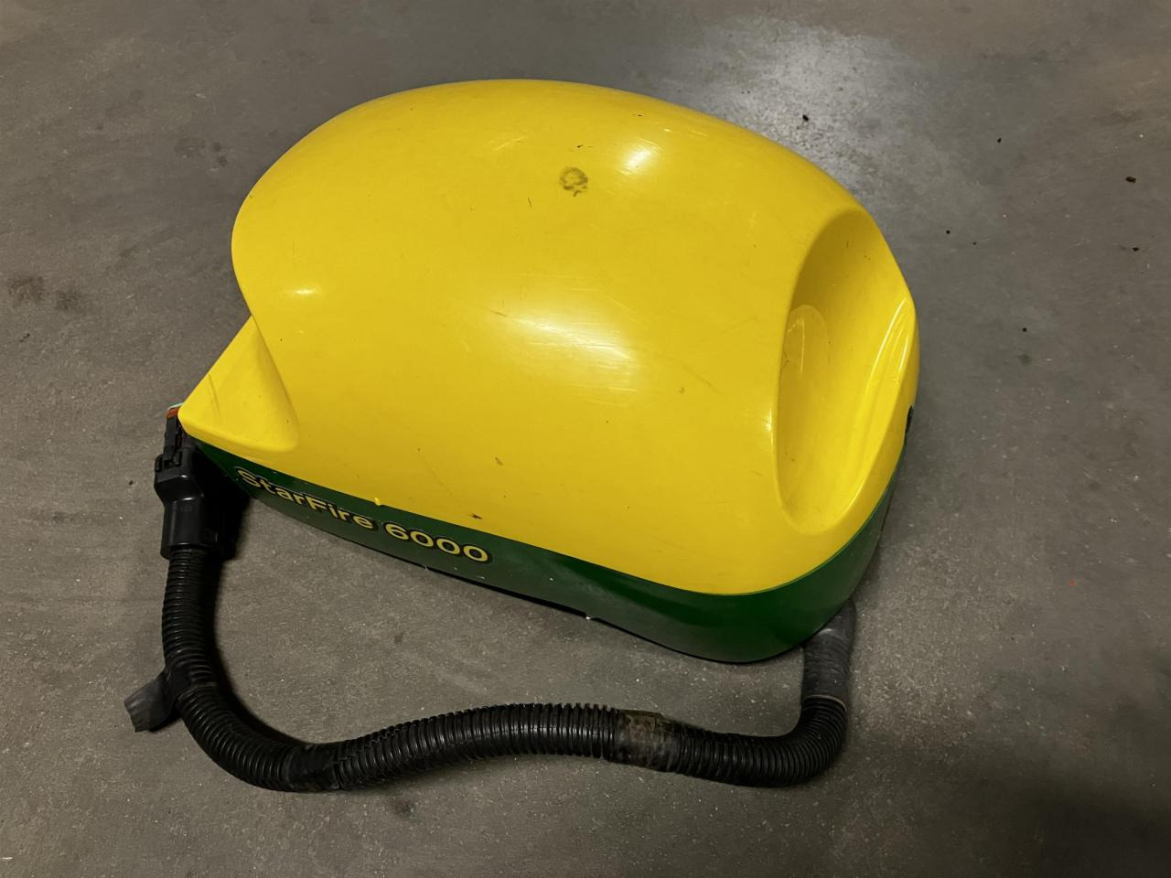 John Deere SF6000 - Navigačný systém pre Poľnohospodárske stroje: obrázok 1 John Deere SF6000 - Navigačný systém pre Poľnohospodárske stroje: obrázok 1