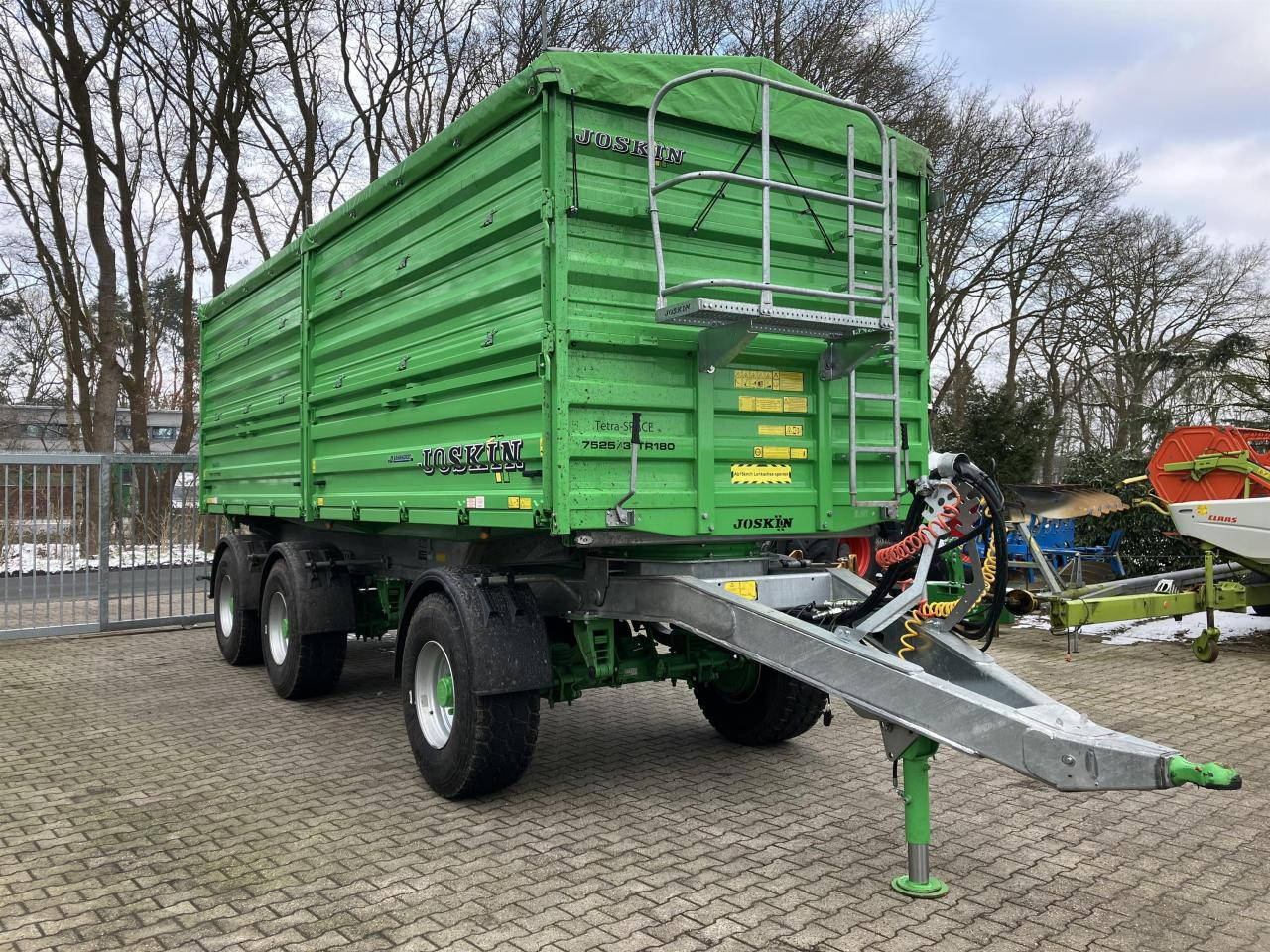 Joskin Tetra Space 7525/31TRR180 - Príves sklápěcí: obrázok 1 Joskin Tetra Space 7525/31TRR180 - Príves sklápěcí: obrázok 1