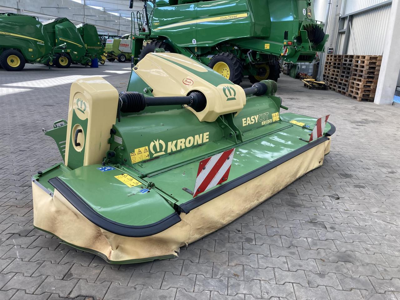 Krone EC F 320 CV - Kat. 2 - Kosačka: obrázok 1 Krone EC F 320 CV - Kat. 2 - Kosačka: obrázok 1