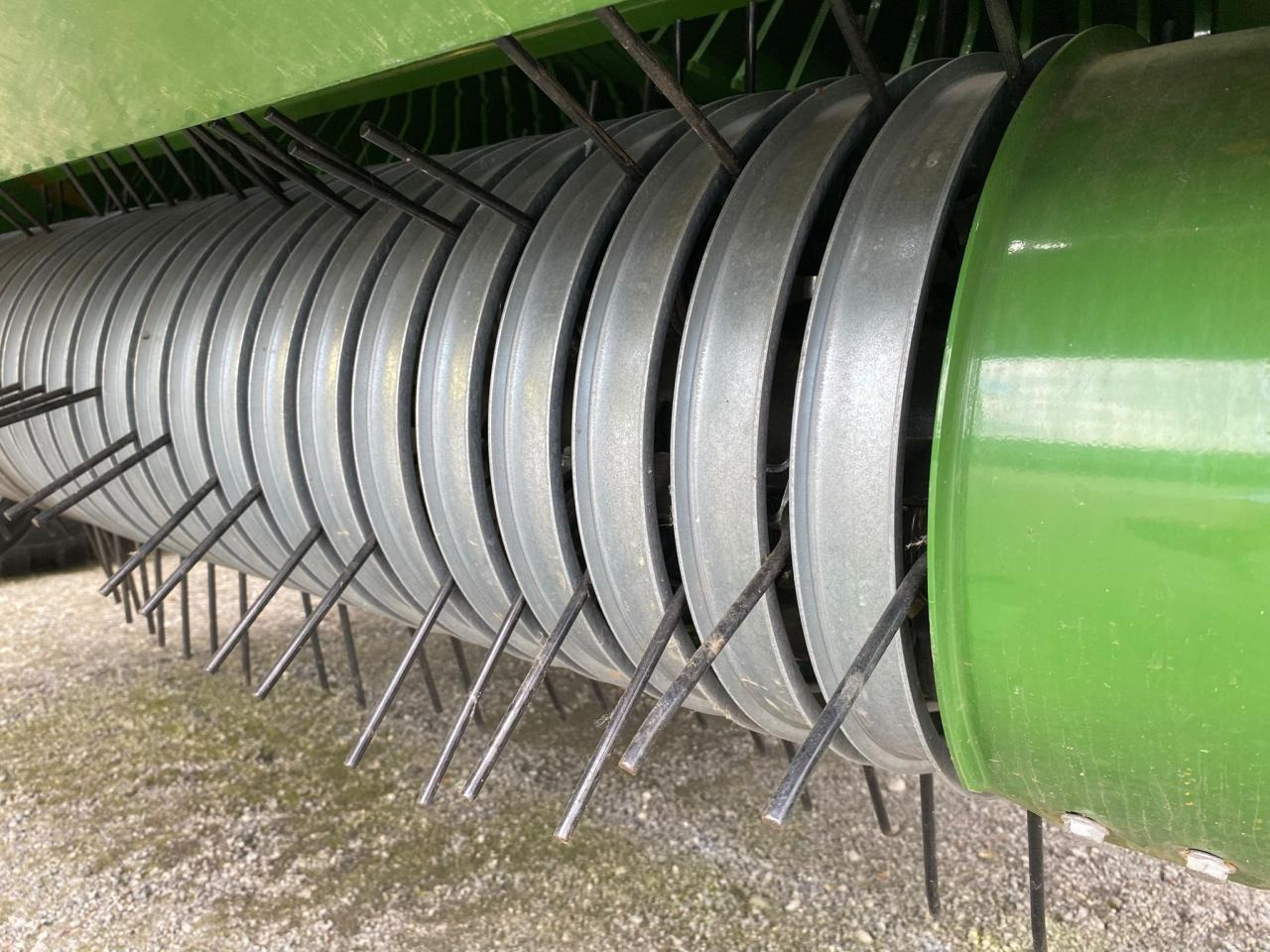 Krone MX 370 GD - Zberací voz: obrázok 4 Krone MX 370 GD - Zberací voz: obrázok 4