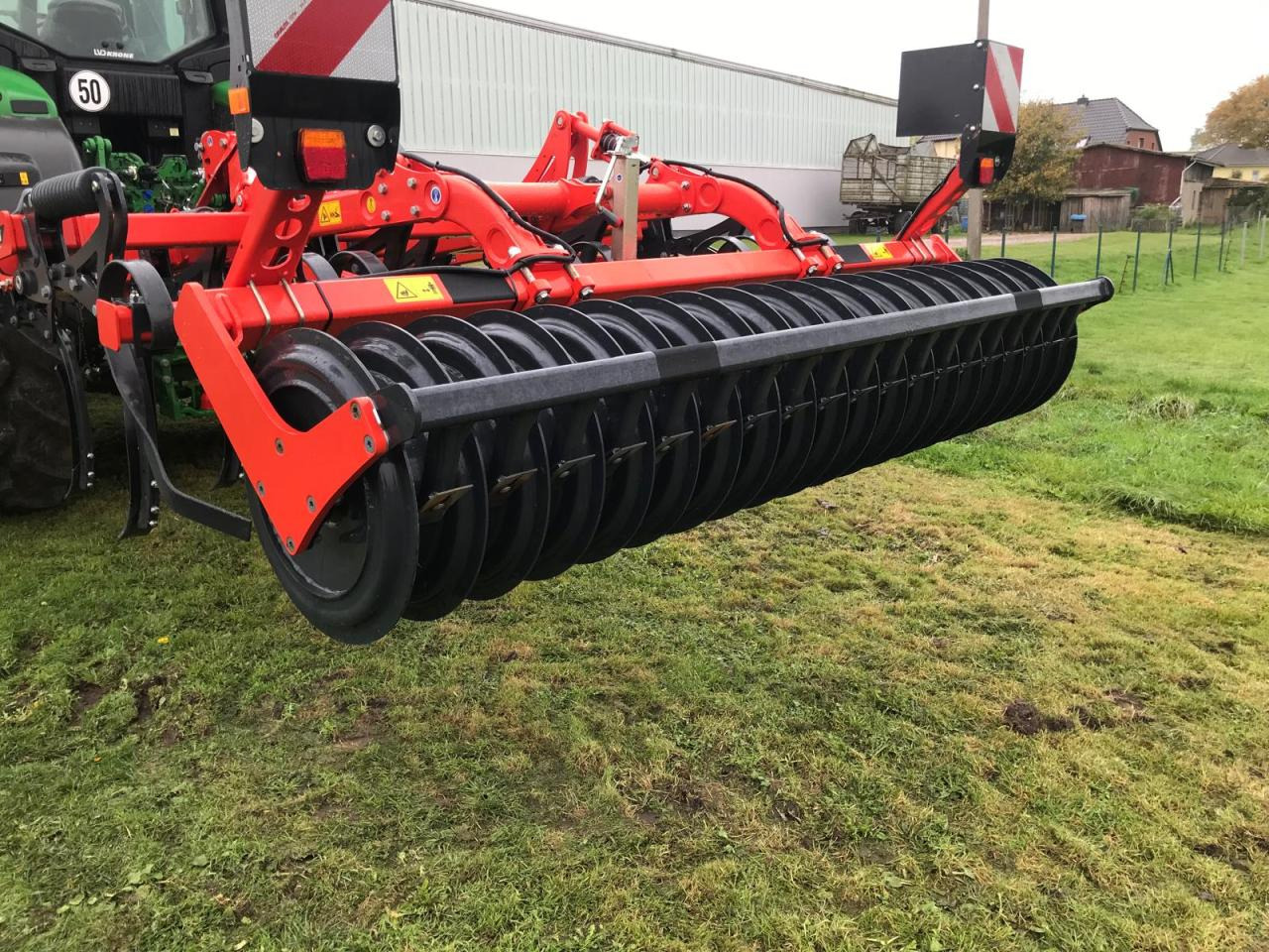 Kuhn Cultimer L300 NS - Kultivátor: obrázok 2 Kuhn Cultimer L300 NS - Kultivátor: obrázok 2