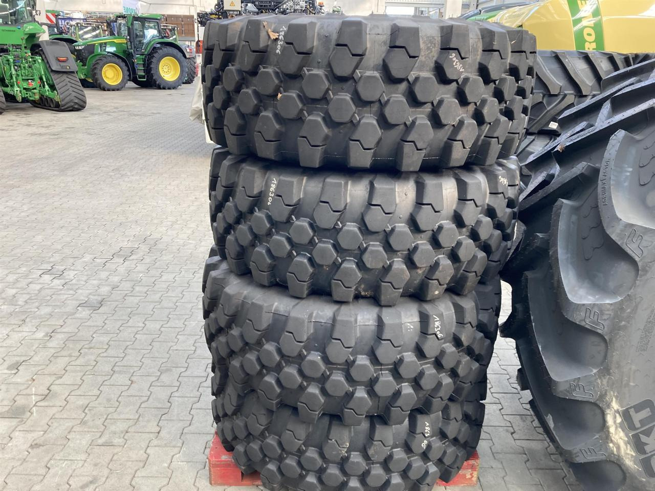 Michelin 500/70R24 - Pneumatika pre Poľnohospodárske stroje: obrázok 2 Michelin 500/70R24 - Pneumatika pre Poľnohospodárske stroje: obrázok 2