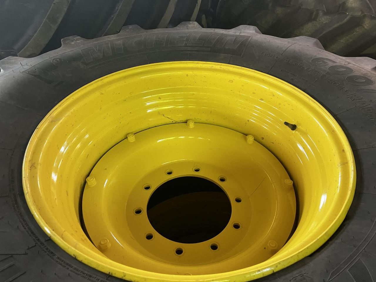 Michelin 600/70R30 - Pneumatika pre Poľnohospodárske stroje: obrázok 5 Michelin 600/70R30 - Pneumatika pre Poľnohospodárske stroje: obrázok 5