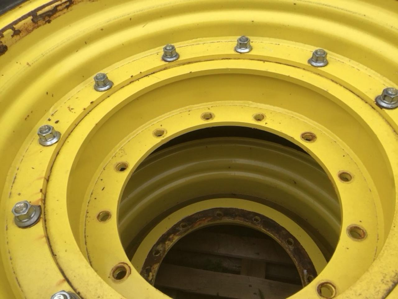 Mitas 680/80R42 - Pneumatika pre Poľnohospodárske stroje: obrázok 3 Mitas 680/80R42 - Pneumatika pre Poľnohospodárske stroje: obrázok 3