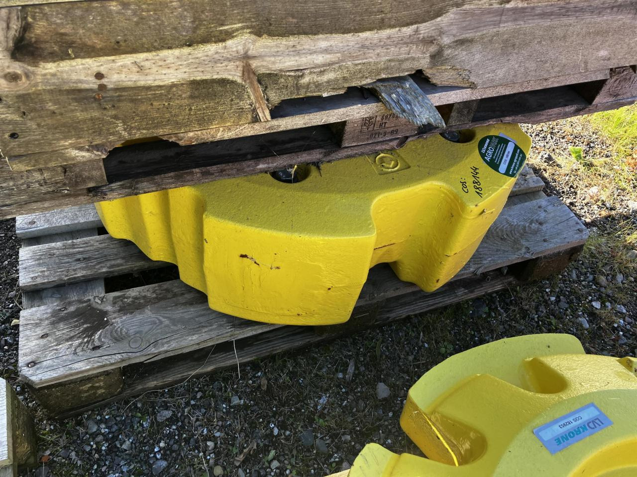 John Deere 70 Kg + 900 kg - Náhradný diel pre Poľnohospodárske stroje: obrázok 2 John Deere 70 Kg + 900 kg - Náhradný diel pre Poľnohospodárske stroje: obrázok 2