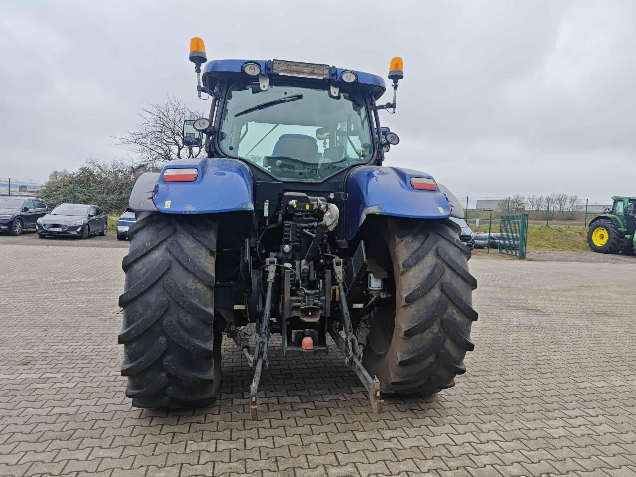 New Holland T7.200 - Traktor: obrázok 5 New Holland T7.200 - Traktor: obrázok 5