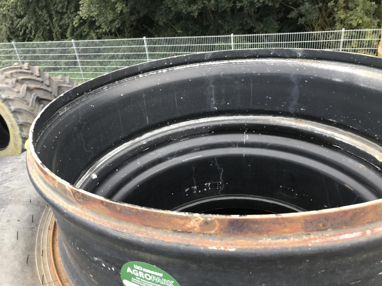 Petlas 600/65R34 - Pneumatika pre Poľnohospodárske stroje: obrázok 2 Petlas 600/65R34 - Pneumatika pre Poľnohospodárske stroje: obrázok 2