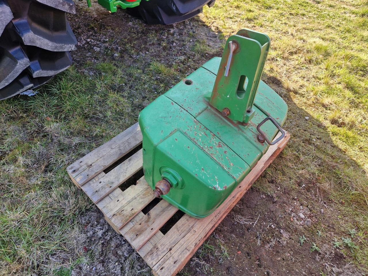 John Deere 900 kg - Príslušenstvo: obrázok 1 John Deere 900 kg - Príslušenstvo: obrázok 1