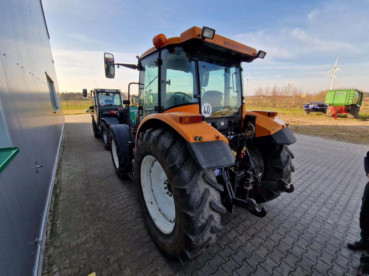 Renault Ares RZ 550 - Traktor: obrázok 3 Renault Ares RZ 550 - Traktor: obrázok 3
