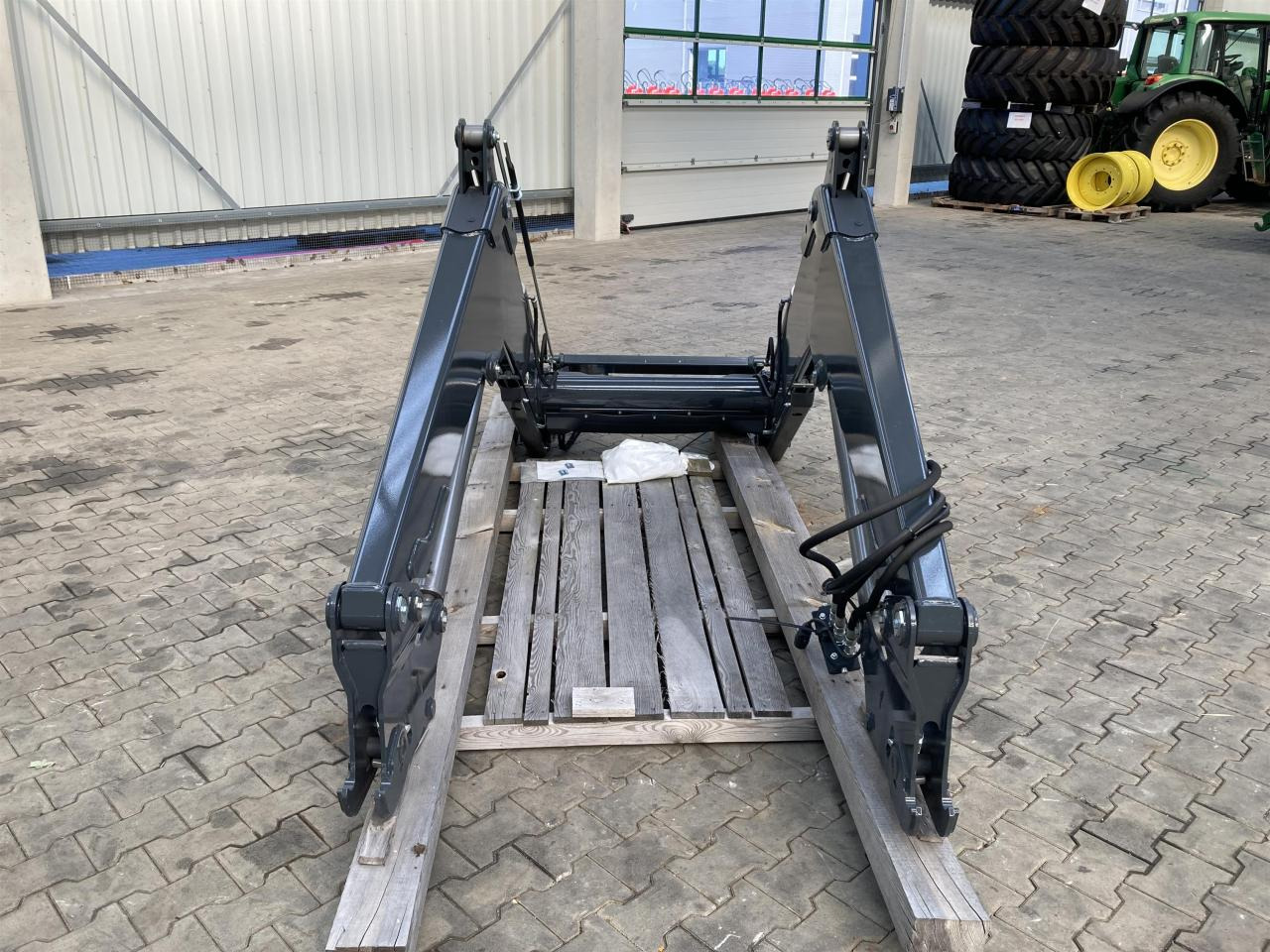 Stoll FZ 46-26.1 - Predný nakladač na traktor: obrázok 4 Stoll FZ 46-26.1 - Predný nakladač na traktor: obrázok 4