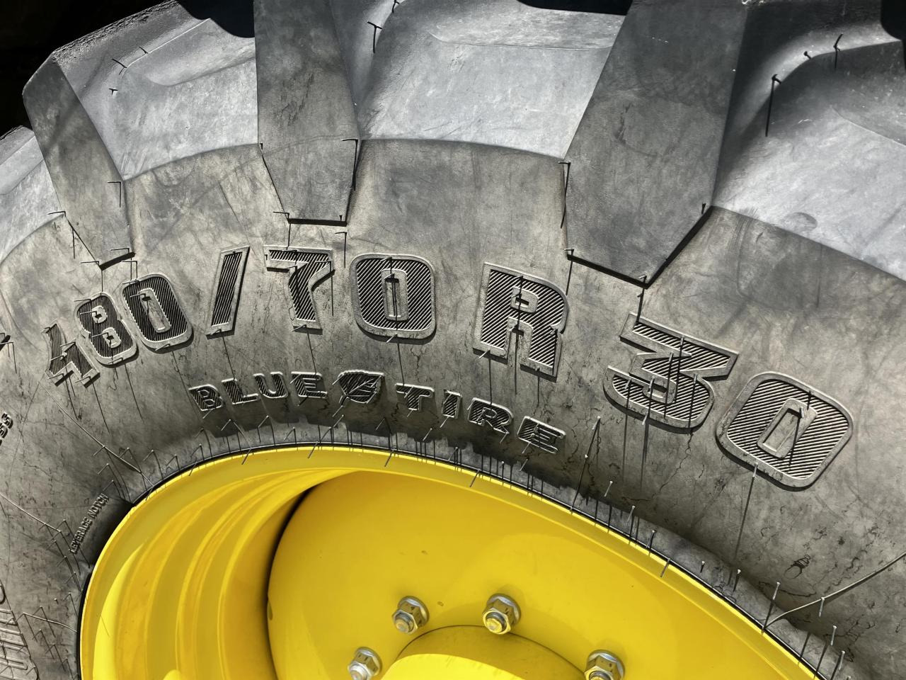 Trelleborg 480/70R30 - Pneumatika pre Poľnohospodárske stroje: obrázok 5 Trelleborg 480/70R30 - Pneumatika pre Poľnohospodárske stroje: obrázok 5