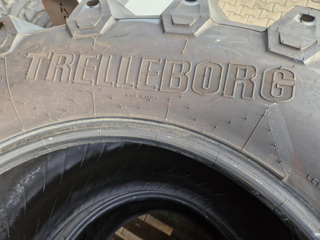 Trelleborg 600/65R28 - Pneumatika pre Poľnohospodárske stroje: obrázok 3 Trelleborg 600/65R28 - Pneumatika pre Poľnohospodárske stroje: obrázok 3