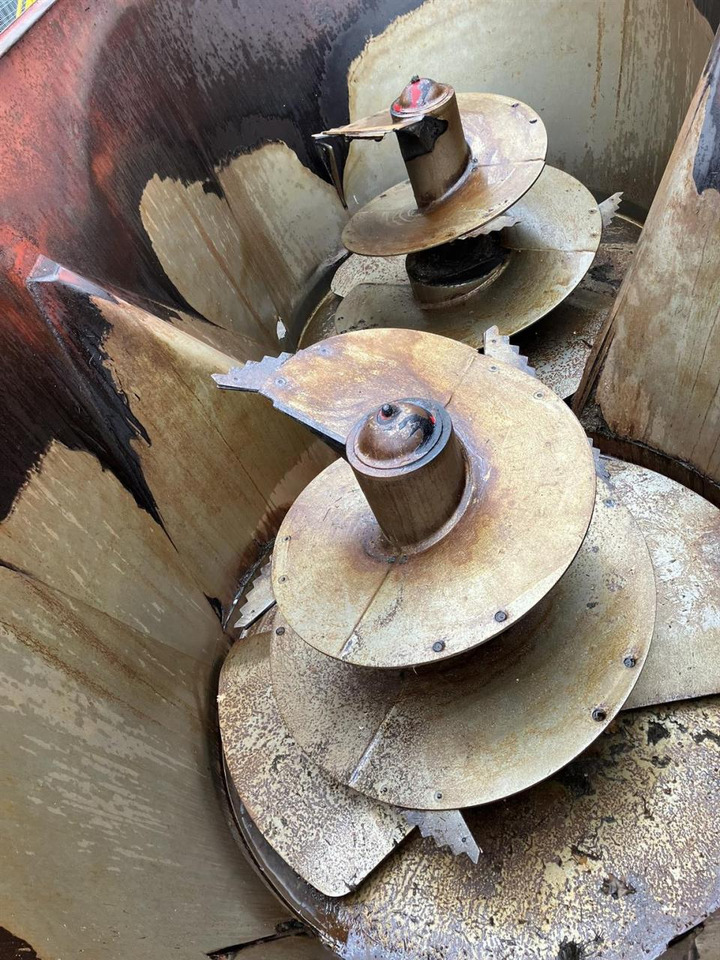 Trioliet Solomix 2-1600 VLH-B - Kŕmny voz: obrázok 5 Trioliet Solomix 2-1600 VLH-B - Kŕmny voz: obrázok 5