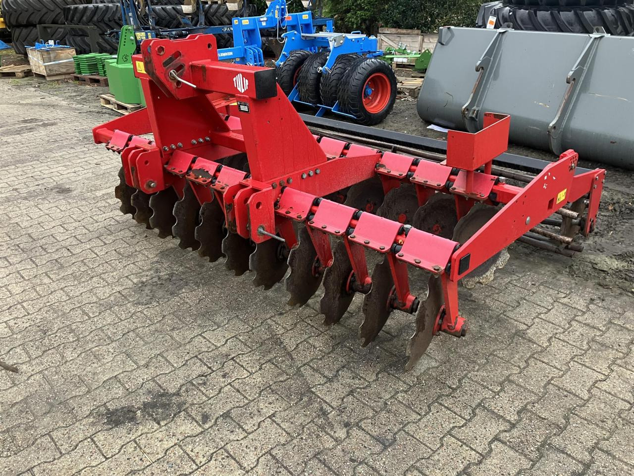 Tulip Multidisc 300 - Diskový pluh: obrázok 1 Tulip Multidisc 300 - Diskový pluh: obrázok 1