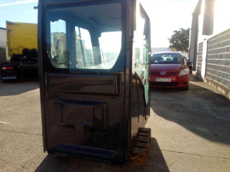 Cab ROPS HITACHI ZX270-3 ZX280-3 4665065 - Kabína pre Stavebné stroje: obrázok 4 Cab ROPS HITACHI ZX270-3 ZX280-3 4665065 - Kabína pre Stavebné stroje: obrázok 4