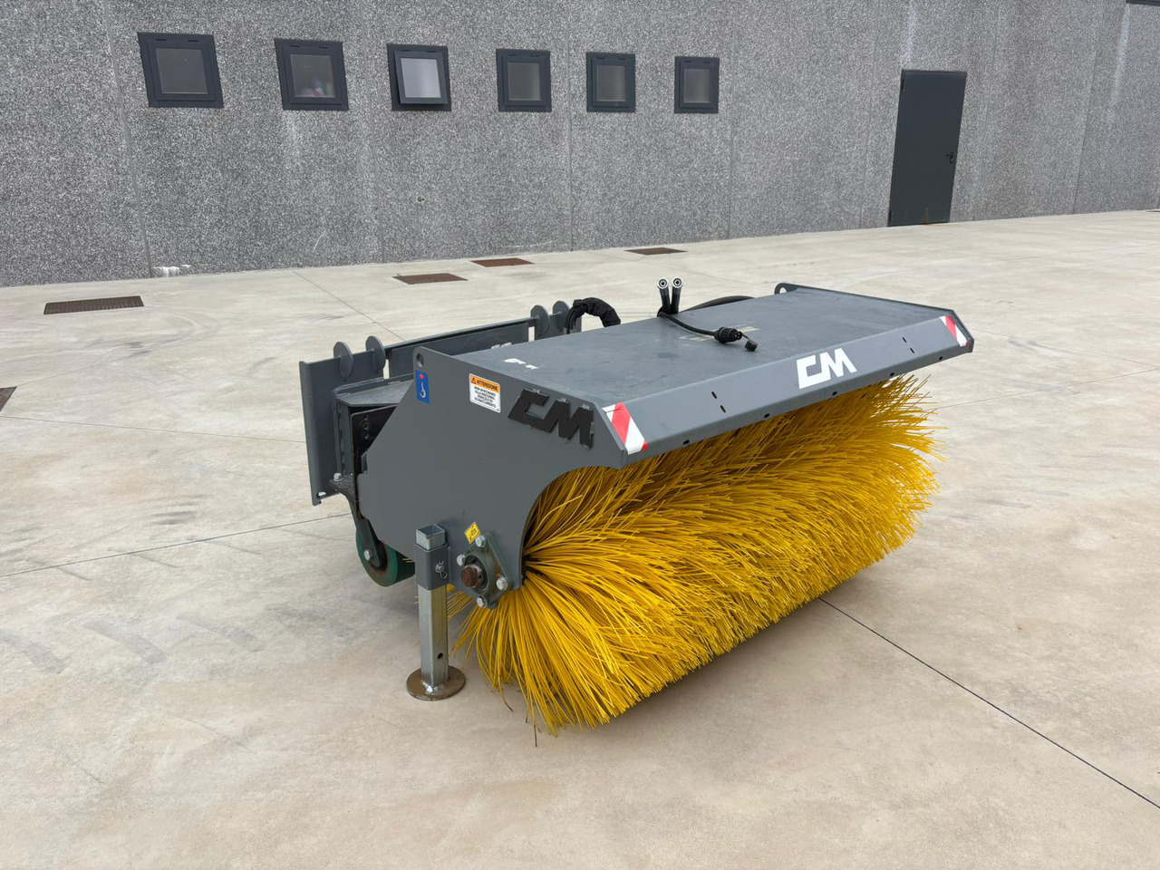 CM Angle sweeper CSA 125 - Zametač pre Vozidlo na odpratávanie snehu: obrázok 4 CM Angle sweeper CSA 125 - Zametač pre Vozidlo na odpratávanie snehu: obrázok 4