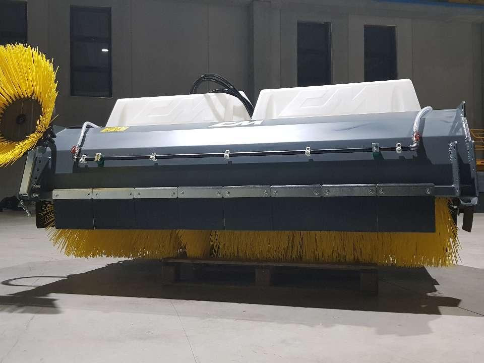 CM Crusher CBS PROFI 250 Sweeping Bucket - Zametač pre Kolesový nakladač: obrázok 2 CM Crusher CBS PROFI 250 Sweeping Bucket - Zametač pre Kolesový nakladač: obrázok 2