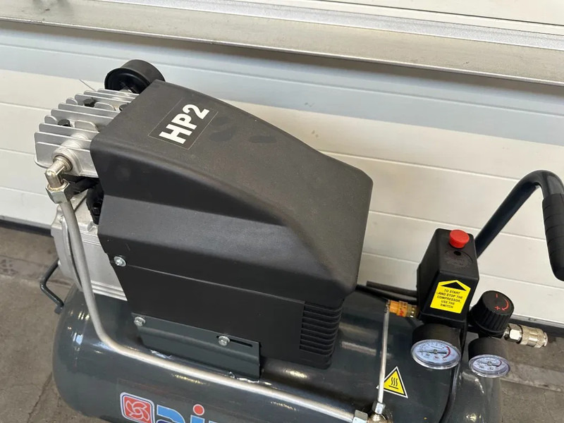 Airmec FIAC 2 PK 170 L / min 8 Bar Elektrische Zuigercompressor Overstock - Vzduchový kompresor: obrázok 5 Airmec FIAC 2 PK 170 L / min 8 Bar Elektrische Zuigercompressor Overstock - Vzduchový kompresor: obrázok 5