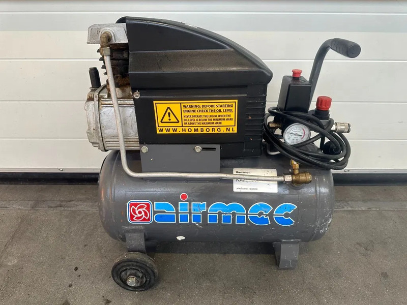 Airmec FIAC BXA 25200 Elektrische Zuigercompressor 2 PK 150 L / min 8 Bar - Vzduchový kompresor: obrázok 1 Airmec FIAC BXA 25200 Elektrische Zuigercompressor 2 PK 150 L / min 8 Bar - Vzduchový kompresor: obrázok 1