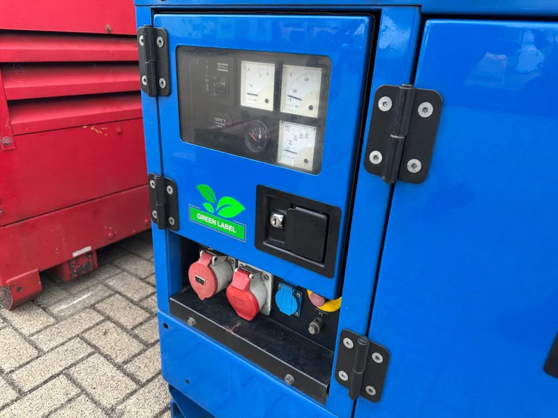Atlas-Copco QAS 14 Yanmar Stamford 15 kVA Silent generatorset - Elektrický generátor: obrázok 5 Atlas-Copco QAS 14 Yanmar Stamford 15 kVA Silent generatorset - Elektrický generátor: obrázok 5