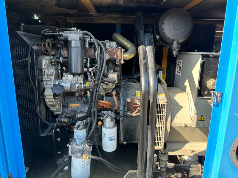 Atlas-Copco QAS 60 Perkins Stamford 60 kVA Silent Rental generatorset - Elektrický generátor: obrázok 4 Atlas-Copco QAS 60 Perkins Stamford 60 kVA Silent Rental generatorset - Elektrický generátor: obrázok 4