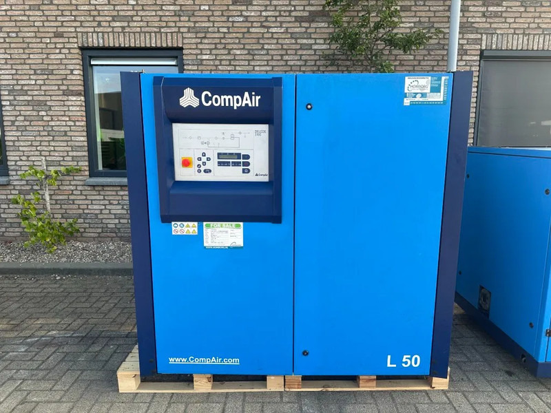 Compair L50 - 10A 45 kW 7.55 m3 / min 10 Bar Elektrische Schroefcompressor - Vzduchový kompresor: obrázok 1 Compair L50 - 10A 45 kW 7.55 m3 / min 10 Bar Elektrische Schroefcompressor - Vzduchový kompresor: obrázok 1